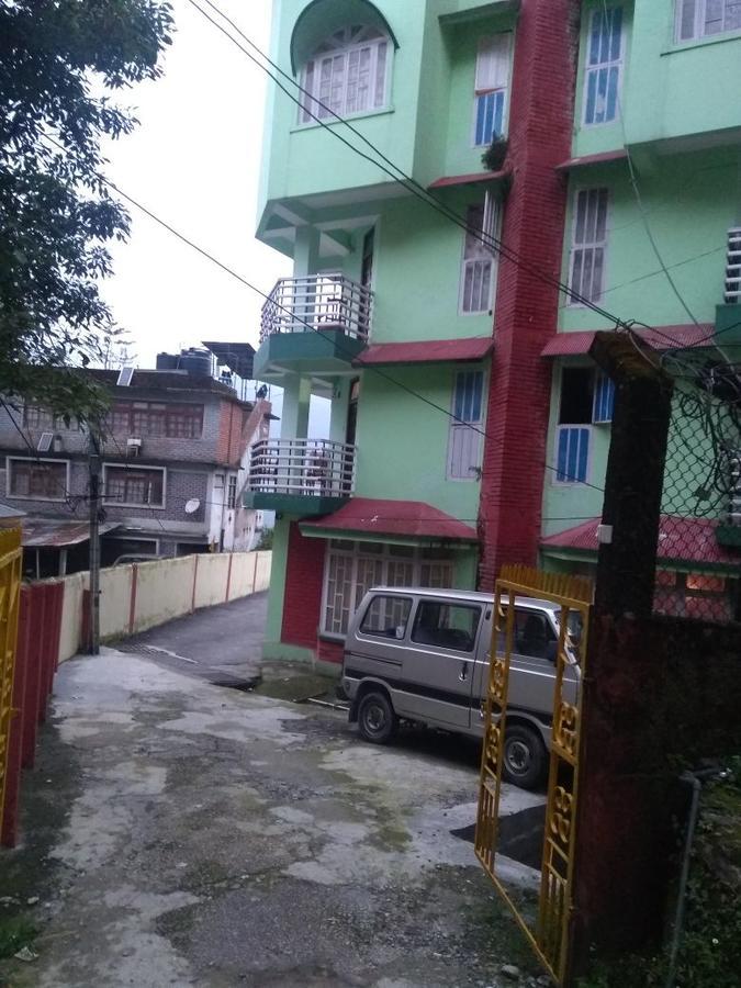 Hotel Mandar Gangtok Ngoại thất bức ảnh